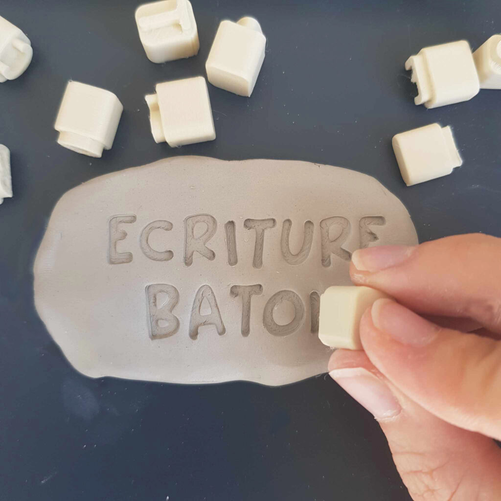 tampon alphabet pour argile