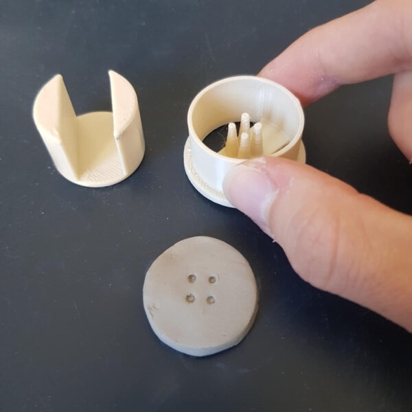Emporte-pièce bouton + vidoir – Image 2
